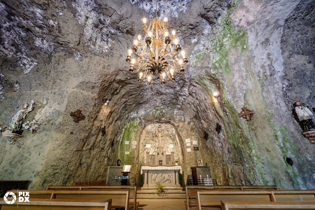 Chapelle monolithe Saint-Michel