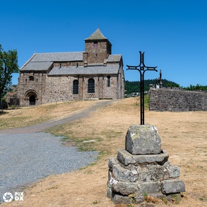 Église de Bredons