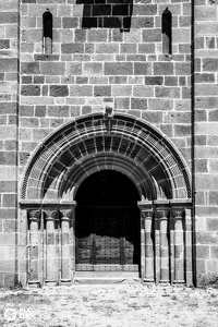 Église de Bredons